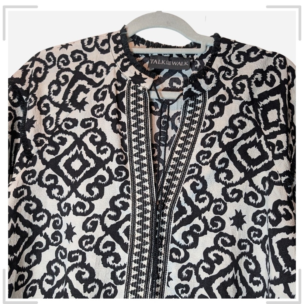 Pre-owned Talk of the Walk Black and White Patterned Blouse - Picture 3 of 11